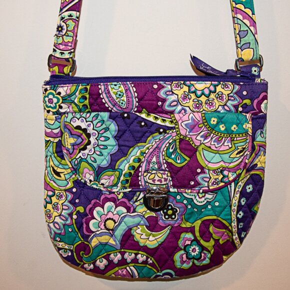 Vera Bradley Saddle Hipster Cross Body Bag  Heather Paisley - Picture 1 of 5